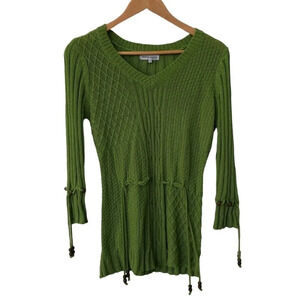 Marie Claire Boutique Green Knit Wood Bead  Ribbed Tunic Top
